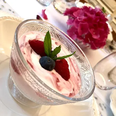 Navy & Co Frühstückspension Houesville