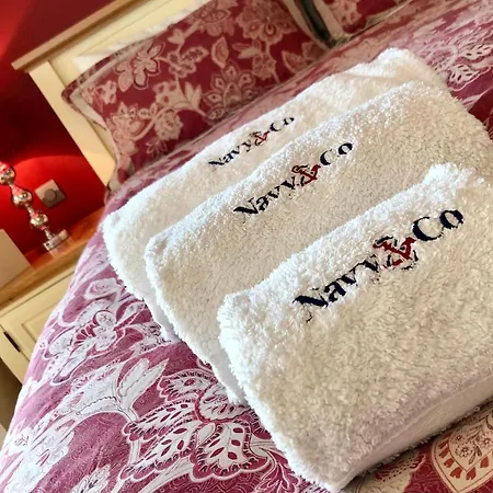 Frühstückspension Navy & Co 4*