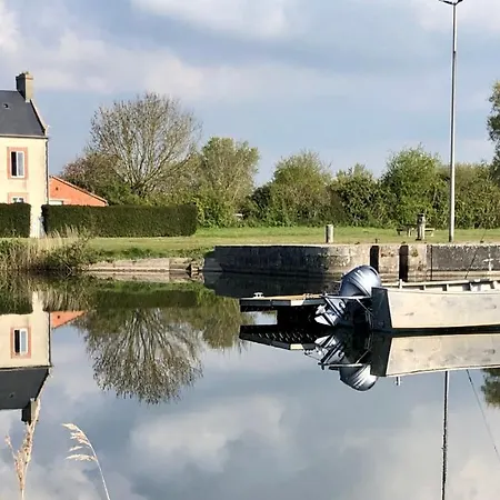 Frühstückspension Navy & Co 4*