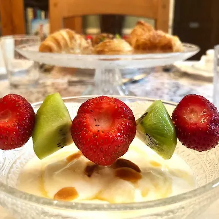 Frühstückspension Navy & Co 4*