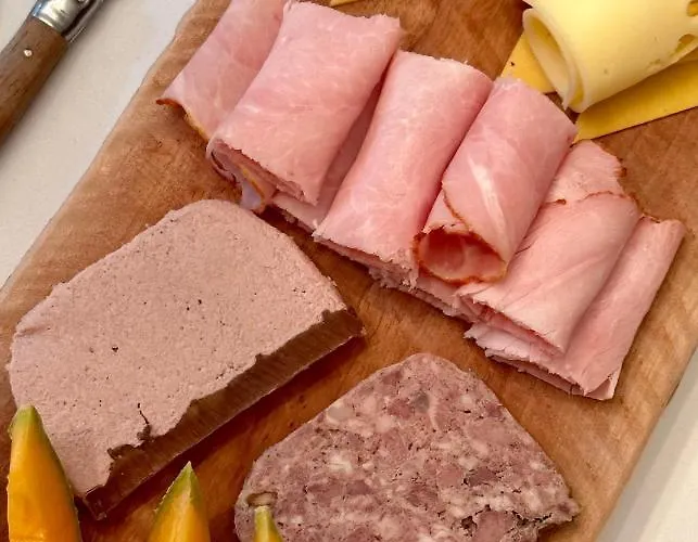 Bed & Breakfast Navy & Co