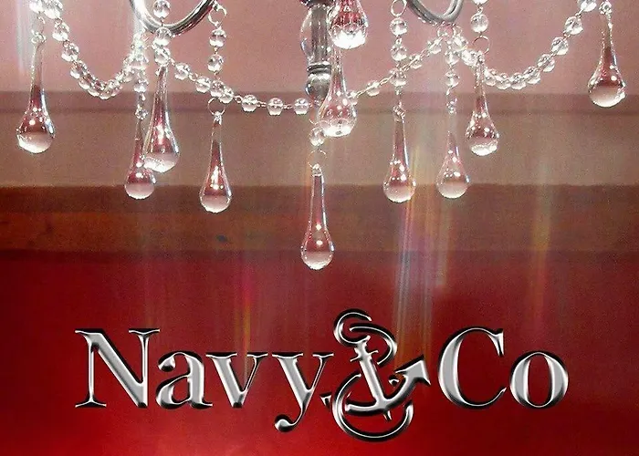 Couette-café Navy & Co 4*