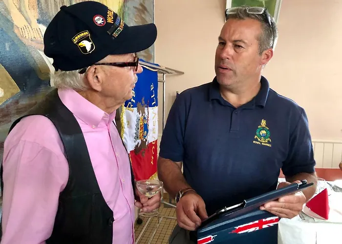 Navy & Co Couette-café Houesville