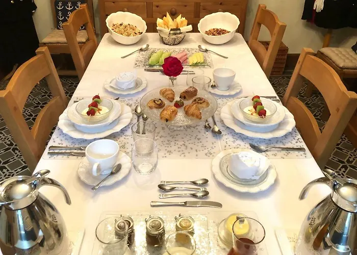 Navy & Co Bed & Breakfast