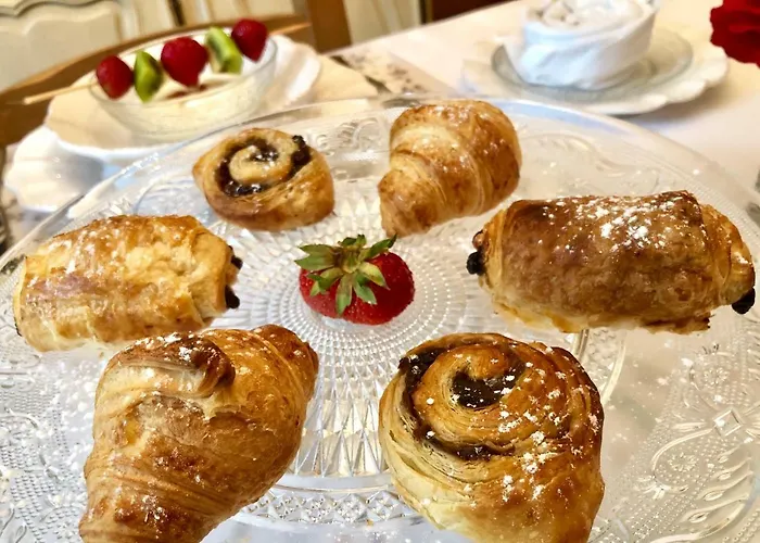 Navy & Co 4* Houesville